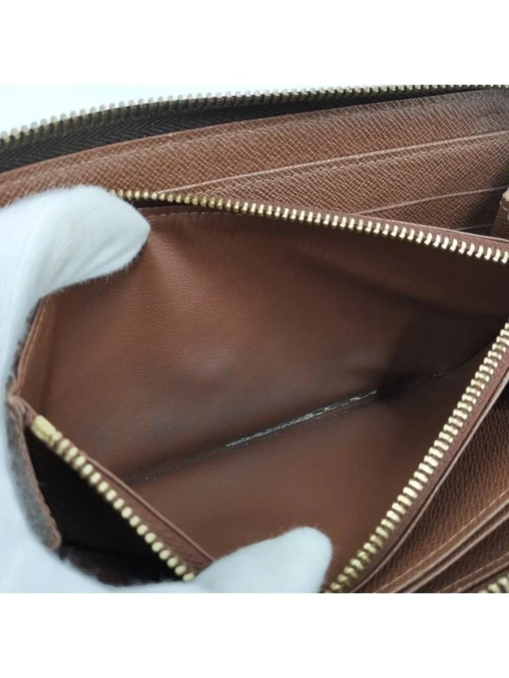 Louis Vuitton Zippy Wallet Zip Around